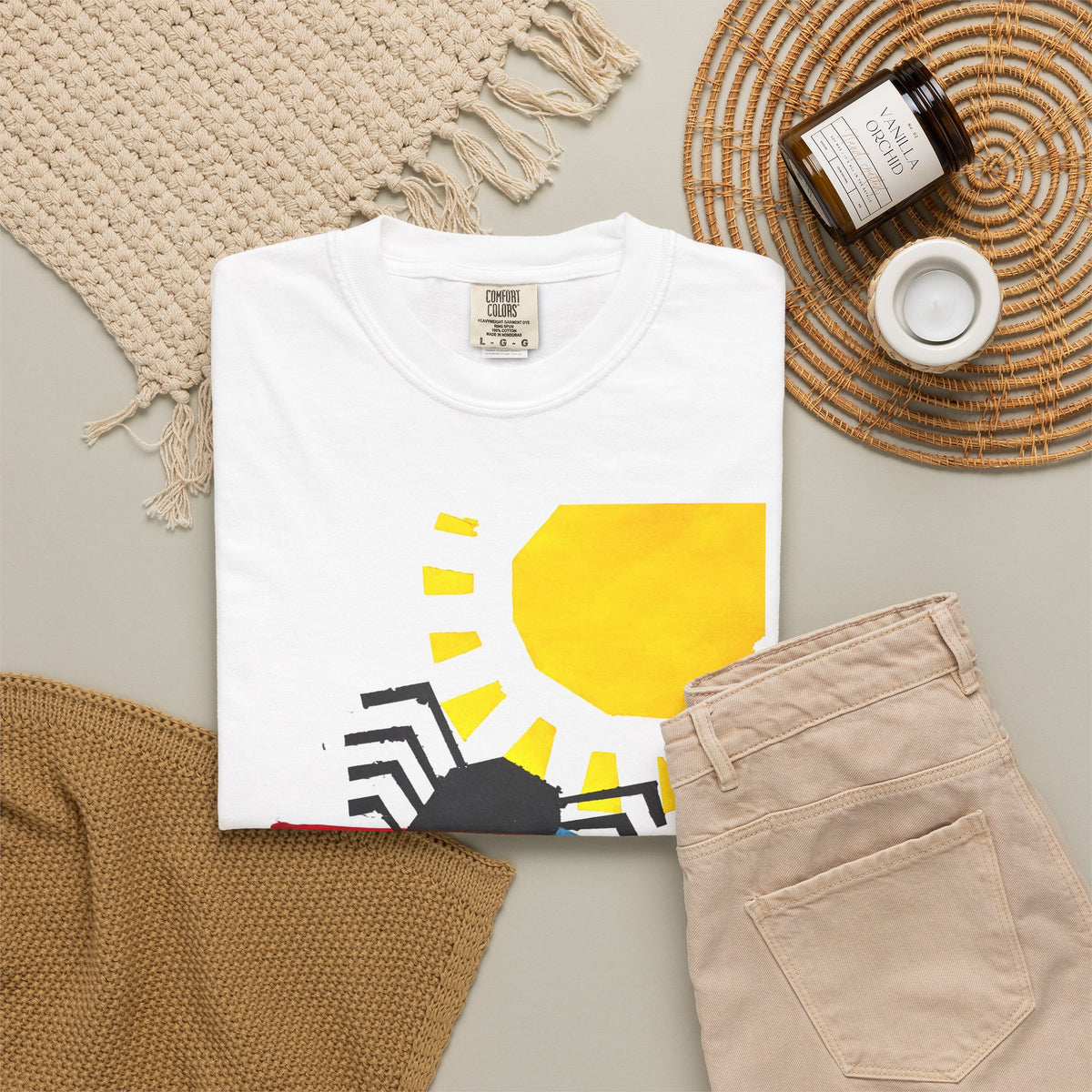 Two spiders and the sun T-Shirt